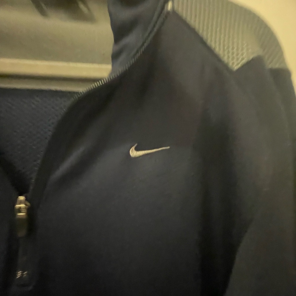 Nike Men's Navy and Gray Windbreaker - Picture 2 of 11